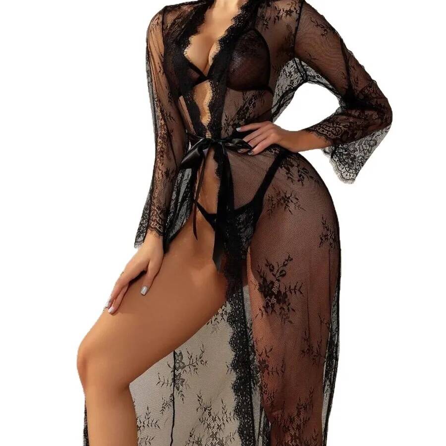 Kimono Sheer Floral - ชุดคลุมยาวลูกไม้สีดำสำหรับผู้หญิง ชุดกิโมโนผ้าตาข่ายลายดอกไม้พร้อมเข็มขัด ชุดนอนเซ็กซี่สำหรับถ่ายภาพในห้องบูดัวร์ รุ่น RD96