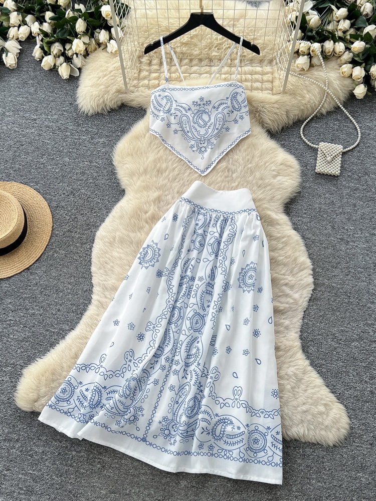 Maxi Dress Halter - ชุดเซ็ตสองชิ้นปักลายดอกไม้ฤดูร้อน ชุดเดรสสายคล้องคอพิมพ์ลายสีขาวแฟชั่นสำหรับผู้หญิง และเสื้อท่อนบน สไตล์ลำลองสำหรับใส่ไปทำงาน