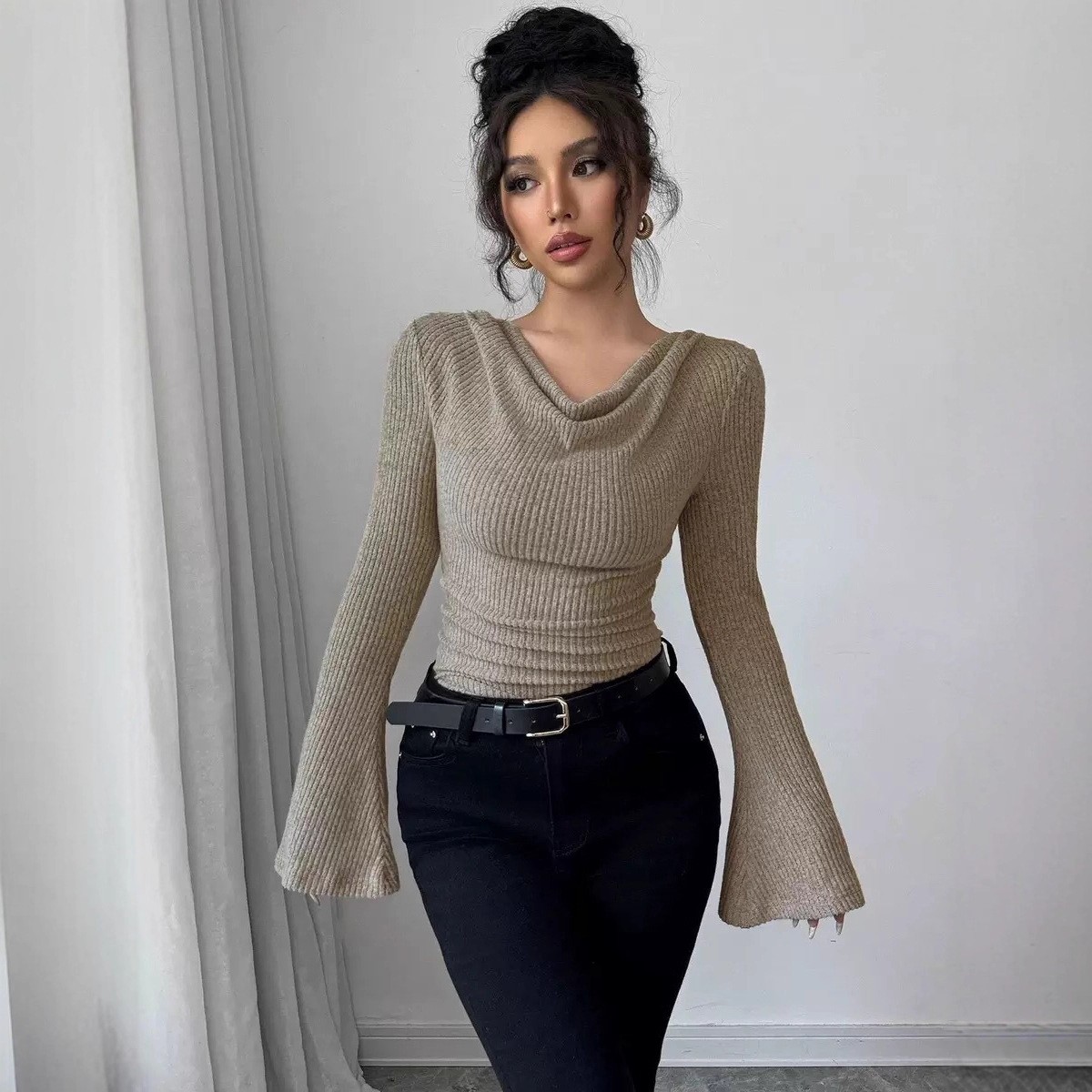 เสื้อผู้หญิงแขนยาว สีพื้น เสื้ - Blouse Off Shoulder บทวิจารณ์และราคา
