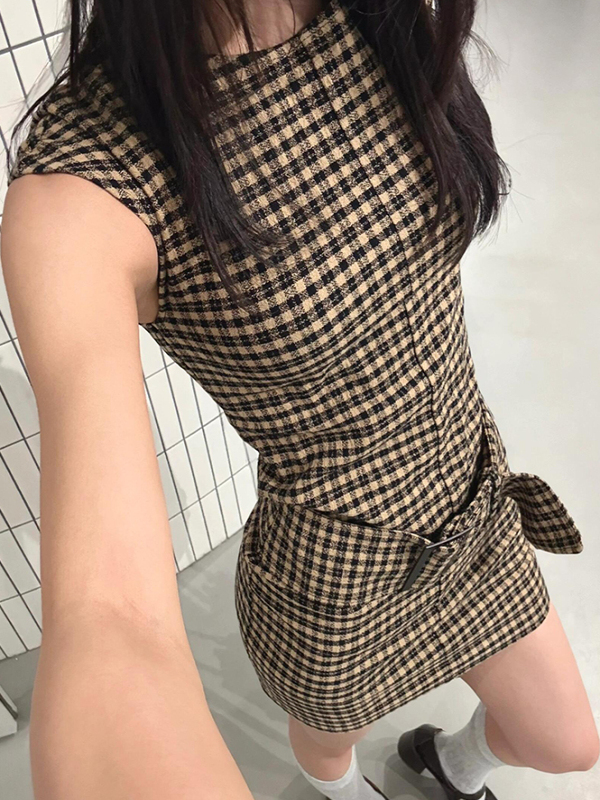เดรสเวสต์ลายสก็อตสไตล์เกาหลีแบ - Linen Dress Wrap บทวิจารณ์และราคา