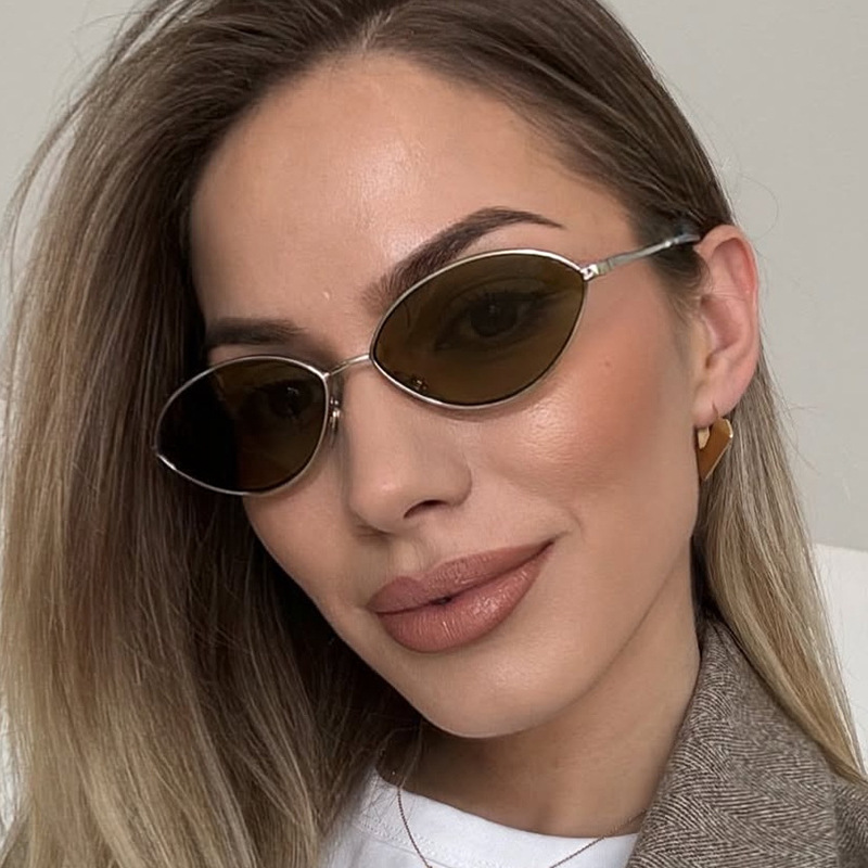 แว่นกันแดดทรงแคทอายสไตล์เรโทรส - Sunglasses Cat Eye บทวิจารณ์และราคา
